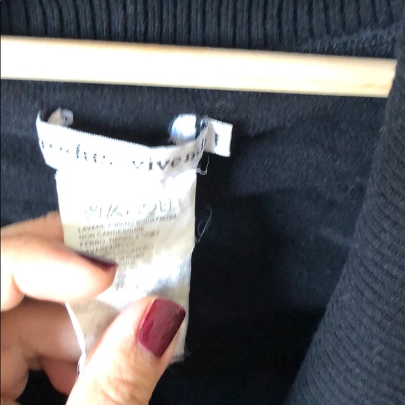 Open chest black top - Picture 3 of 4